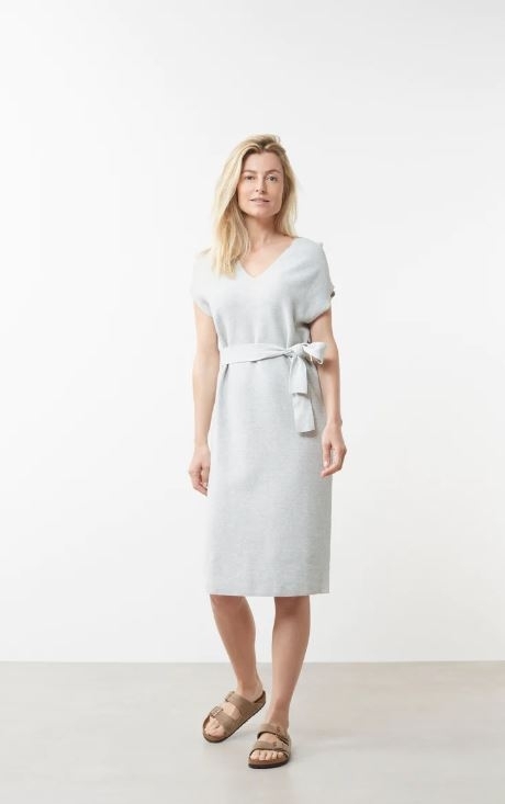 Rib Stich V-Neck Knitted Dress With Stap