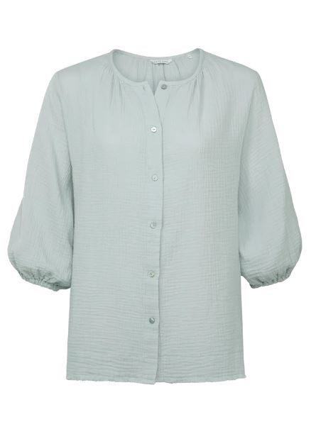 Button up blouse with crewneck