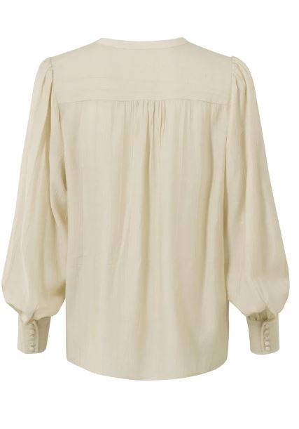 Romantci structured blouse wit long sleeves