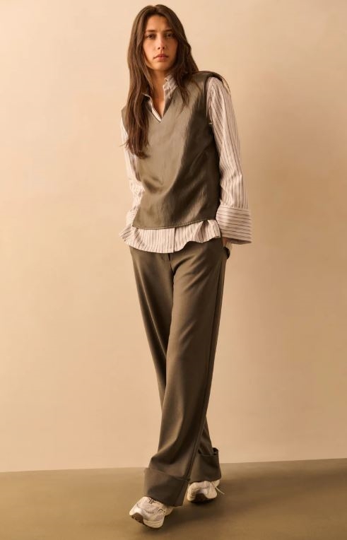 Soft Structed Trousers With Big Turn-Ups