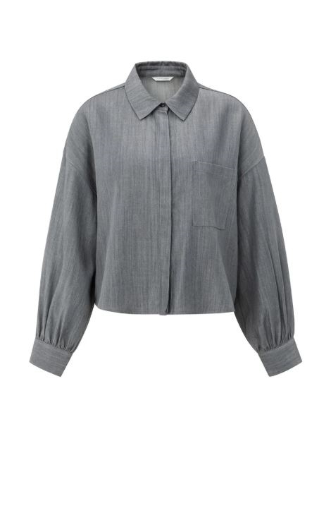 Blouse with long sleeves and chest pocket