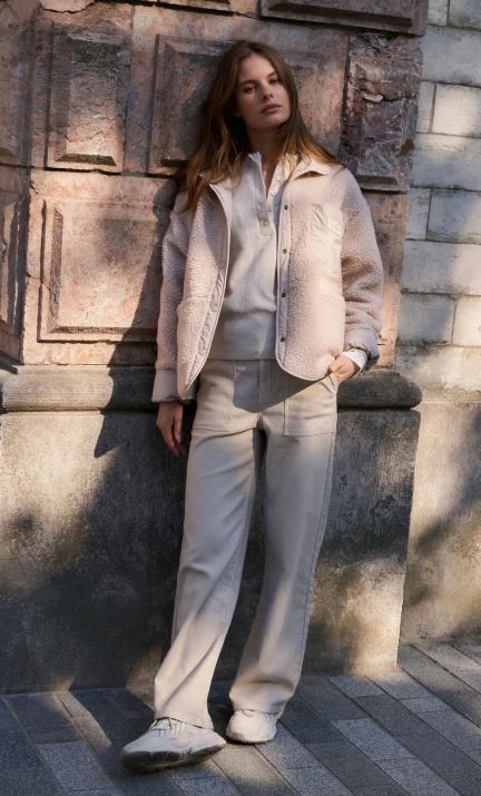 Cargo broek met rechte pijpen en opgestikte zakken