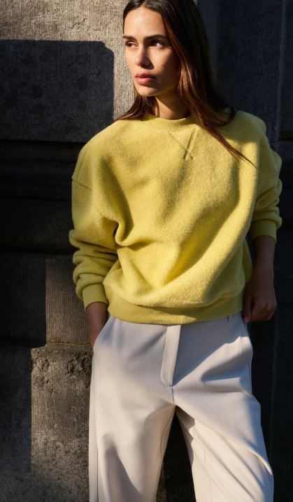 Teddy sweater met geribde boorden en ronde hals